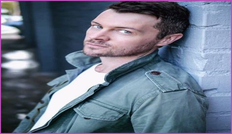 Dan Feuerriegel Biography